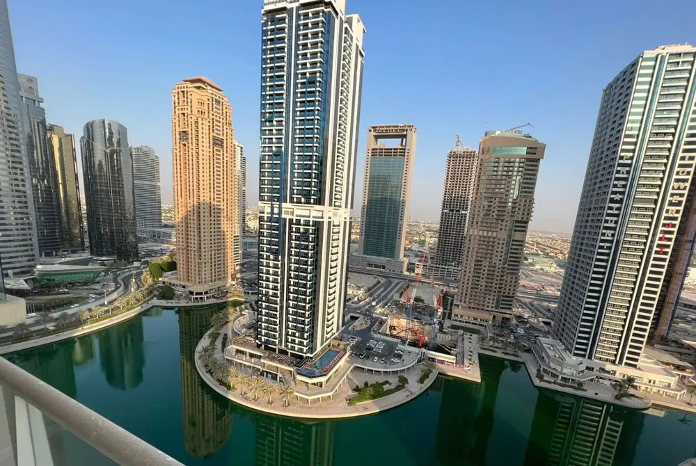 Damac Lake View Tower gallery image 21